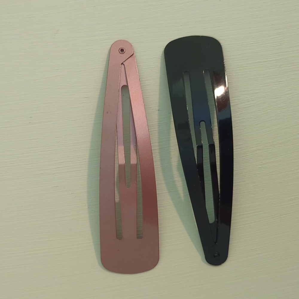 Assorted Hair Clips/Pins - Picture 2 of 8